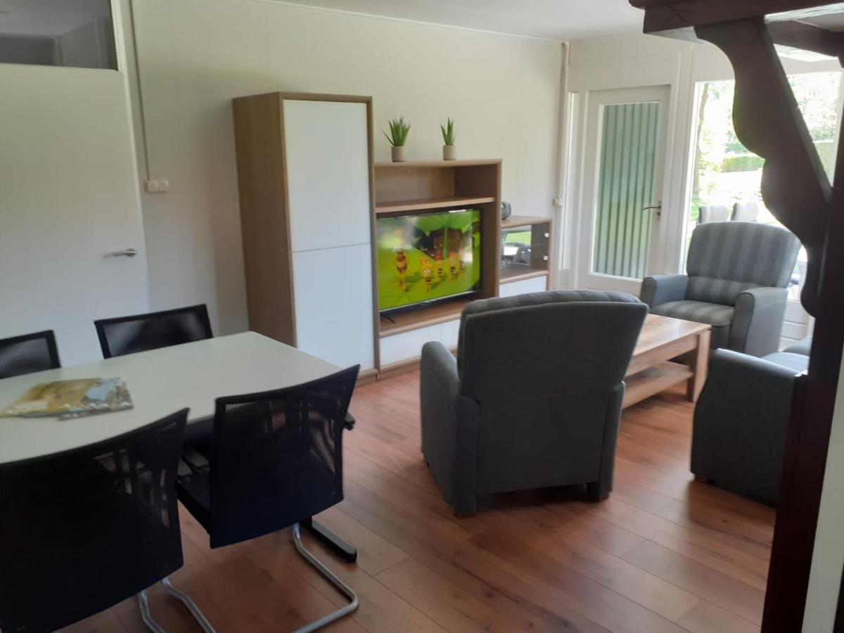 Bungalow/vakantiehuis Op Park Bavelds Dennen Holiday home *